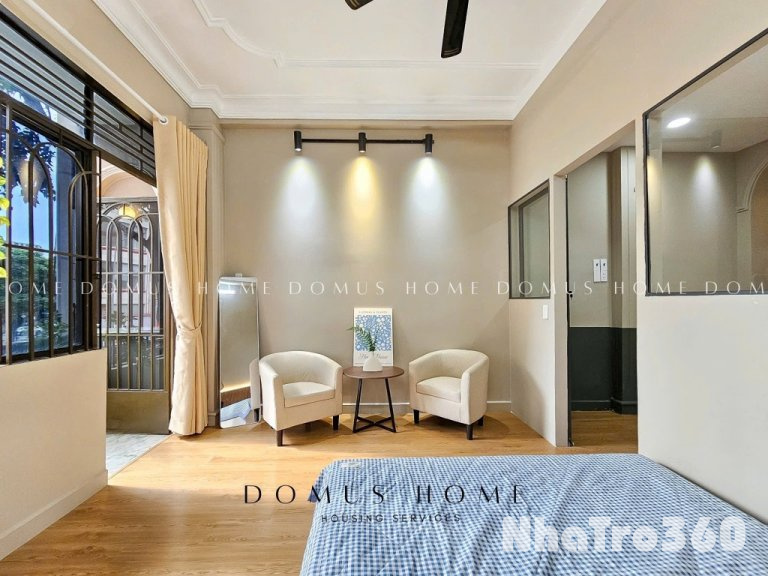 PHÒNG BAN CÔNG 40M2 QUẬN 4 GẦN CẦU ÔNG LÃNH