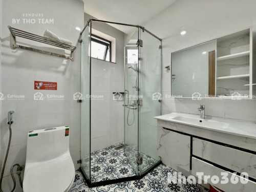 CHO THUÊ PHÒNG CÓ CỬA SỔ THOÁNG NGAY NHÀ GA T3, TB