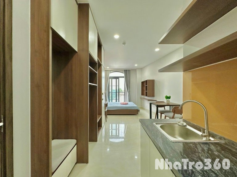 Căn Hộ Balcony Thang Máy Ngay Sân Bay TSN Tân Bình