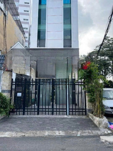 Cho thuê nhà mặt tiền đường Trường Sơn, Phường 15, Quận 10, TP. Hồ Chí Minh