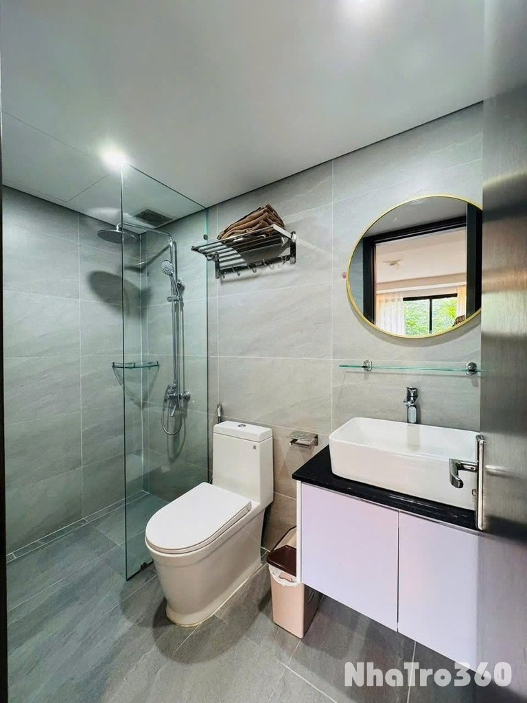 CĂN HỘ 1PN MÁY GIẶT RIÊNG BANCONL GẦN SÂN BAY TSN