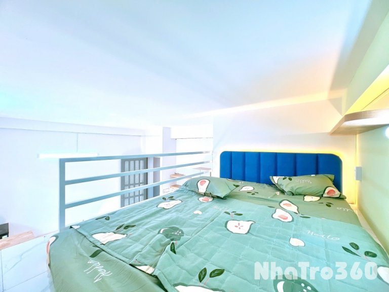 Duplex Ban Công Full Nội Thất Ngay ĐH Swinburne