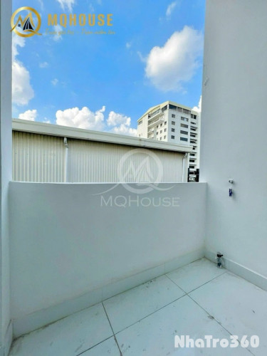 GÁC LỬNG BAN CÔNG BẾP NGAY VÒNG XOAY LĂNG CHA CẢ