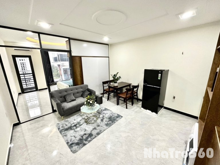 1pn ban công tách bếp máy giặt riêng 40m tân bình