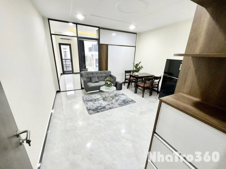 1pn ban công tách bếp máy giặt riêng 40m tân bình