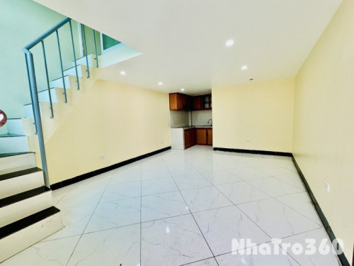 Cho thuê nhà ở 28m2 ở đường bờ sông sét