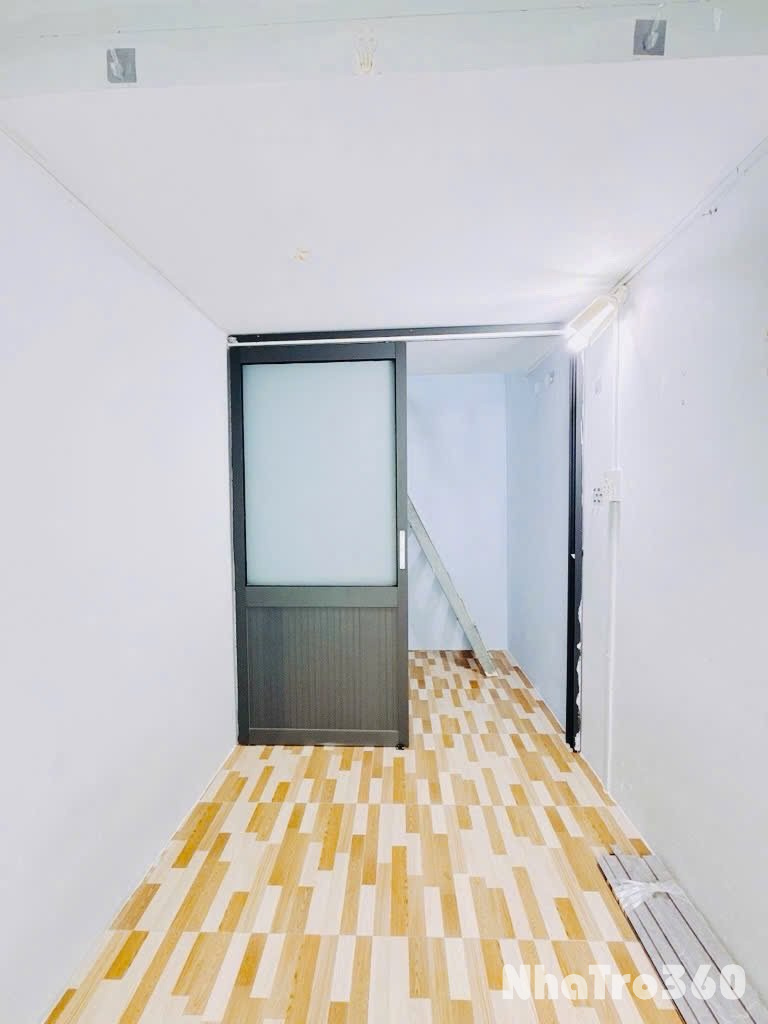 Nhà nhỏ cho thuê Q4 - Trung tâm thành phố