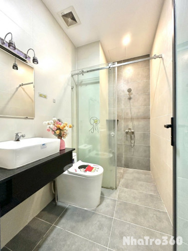 Cho thuê căn hộ Q10, đường Hoà Hưng, gần Vòng Xoay Dân Chủ, Toà Nhà Viettel, Chợ Hoà Hưng