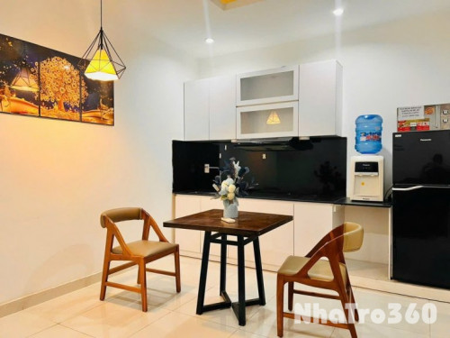 Cho Thuê Căn Hộ Có Thang Máy Full Nội Thất Gần UEH