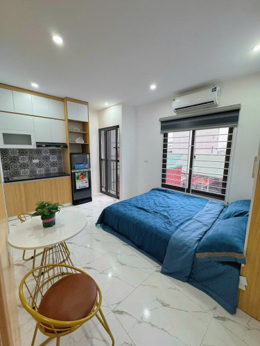 Cho Thuê Ccmn đẹp thoáng ban công giá rẻ Tại 296 Minh Khai, HBT