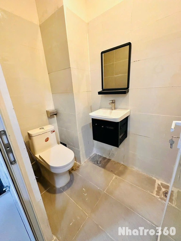 Cho Thuê Căn Hộ Có Thang Máy Full Nội Thất Gần UEH