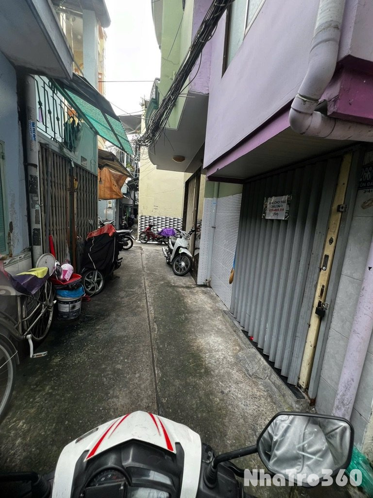 Nhà nhỏ cho thuê Q4 - Trung tâm thành phố