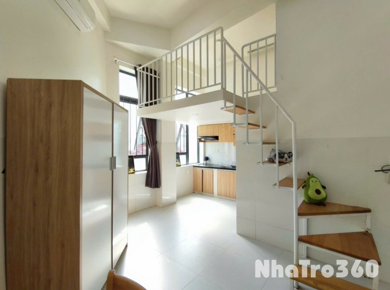 CĂN HỘ DUPLEX FULL NỘI THẤT CỬA SỔ GẦN SÂN BAY TSN