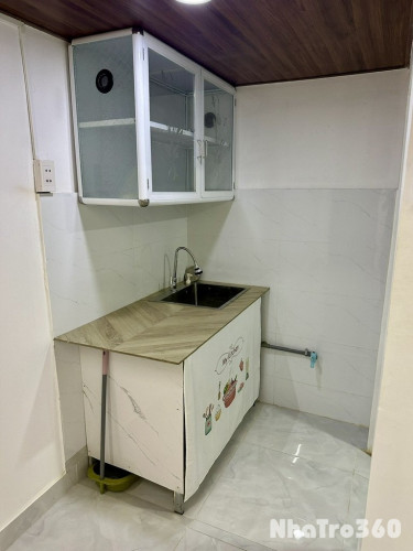 PHÒNG ĐẸP MỚI XÂY CÓ MÁY LẠNH ,GIỜ GIẤC TỰ DO