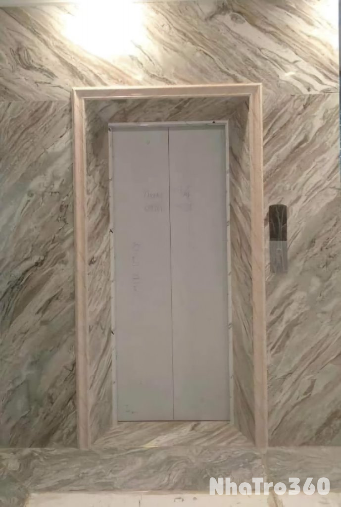 Tôi cần cho thuê nhà mới, hai đường đi, Thái Hà; vỉa hè 97m2* 5T- 29 Tr