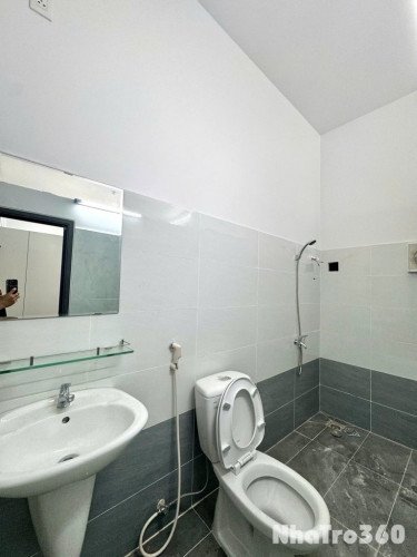 Cho thuê studio ban công thoáng Q8, ngay cầu chữ Y, cầu Nguyễn Văn Cừ, Parcmall, chợ Rạch Ông,...