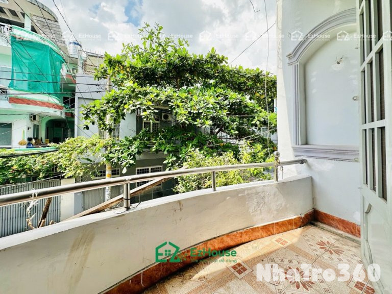 Full nội thất, ban công, rộng, giá rẻ