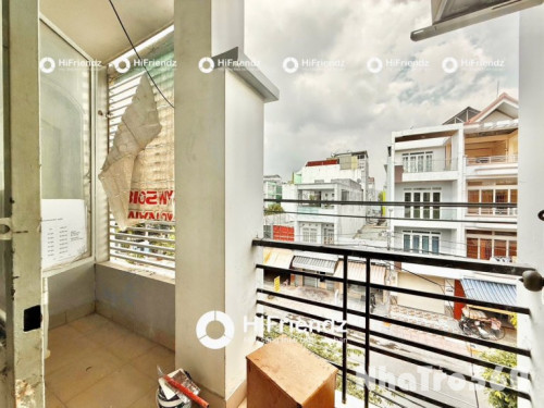 Full nội thất, ban công, cửa sổ, giá rẻ