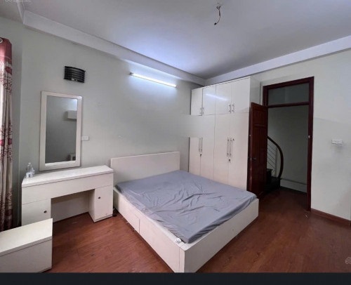 Cho nhà ngõ 75 Vĩnh Phúc, Ba Đình, 30m² x 4 tầng 10,5 triệu/tháng