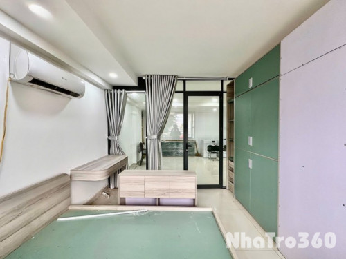 Căn hộ new, Dương Quảng Hàm