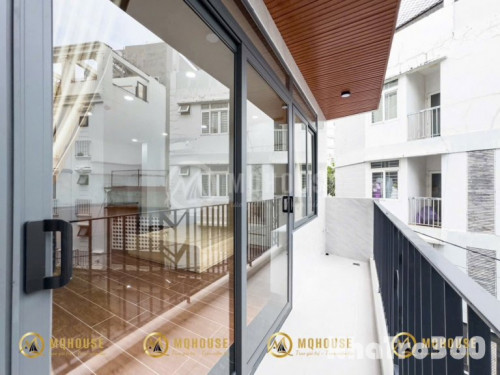 CĂN HỘ STUDIO - BAN CÔNG - 50M2 - NGAY Q3