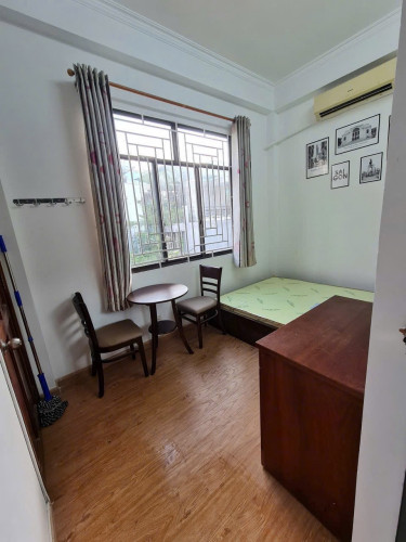 Cho thuê căn hộ 1PN, Q1, đường Mạc Đĩnh Chi, gần Chợ Tân Định, Công Viên Lê Văn Tám, Hồ Con Rùa