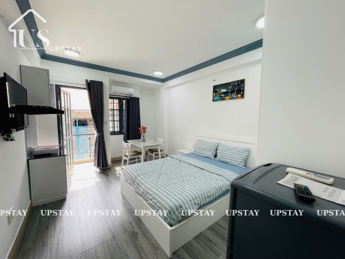 Cho thuê studio ban công Q1, gần chợ Bến Thành, nút giao Phù Đổng, công viên Tao Đàn, công viên 23/9, Bùi Viện,...