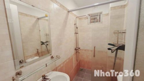 Cho thuê căn hộ 2PN, ban công, Q1, đường Nguyễn Thị Minh Khai, gần Thảo Cầm Viên, ĐH Y Dược, Cầu Thị Nghè