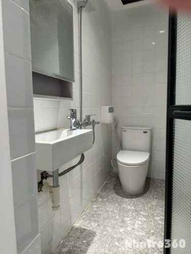 Studio ban công gần chợ Bến Thành, công viên 23/9, Bitexco, ngã sáu Phù Đổng,...