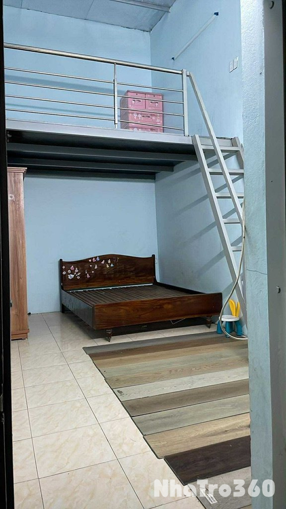 Cho thuê phòng trọ có gác xép,sân rộng