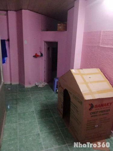 CHO THUÊ NHÀ NGUYÊN CĂN XÓM CHIẾU, Q.4 GIÁ 6 TRIỆU.