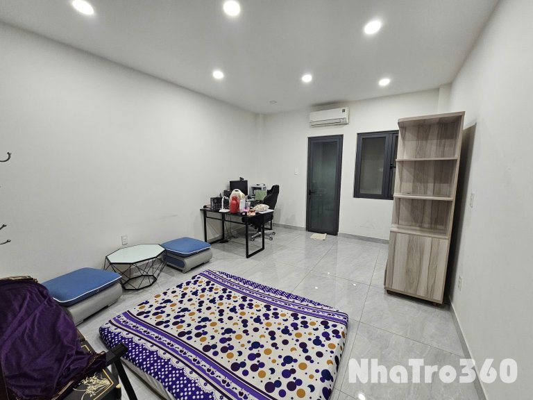 Cho thuê phòng trọ 25m2 kế bên Công viên phần mềm Quang Trung