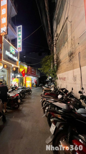 SANG NHƯỢNG QUÁN ĐỒ CUỐN & BÚN THÁI TOMYUM ĐANG HOẠT ĐỘNG TỐT – PHỐ NGUYỄN THỊ ĐỊNH