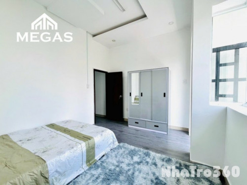 Full nội thất, cửa sổ, ban công, 1 pn, tách bếp