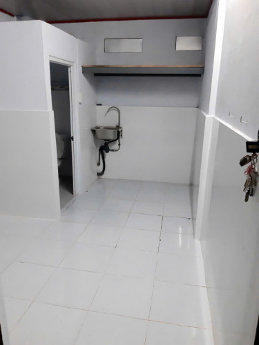 CHO THUÊ PHÒNG (TẦNG TRỆT) NGUYỄN KHOÁI, P. 1, Q. 4 GIÁ 3 TRIỆU 500