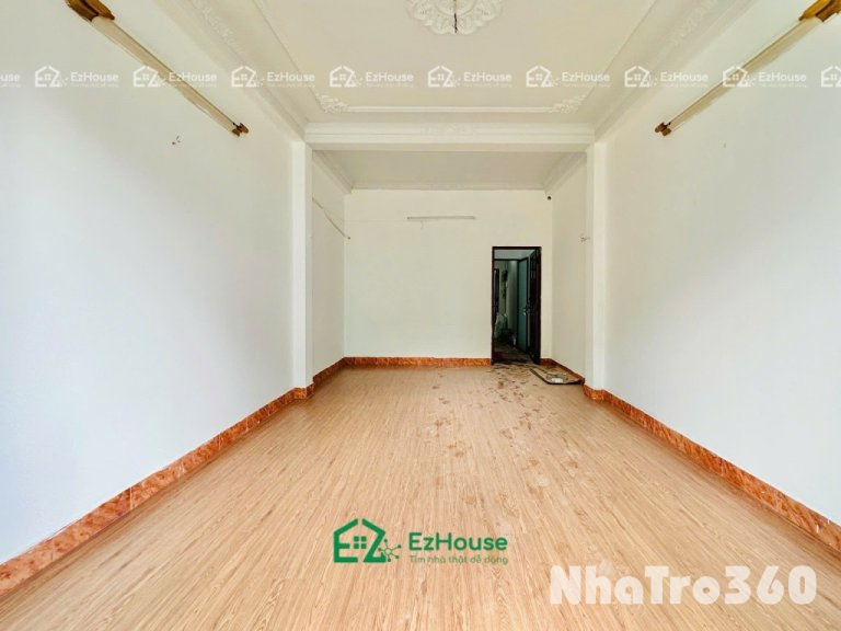 Full nội thất, ban công, tự do, giá rẻ