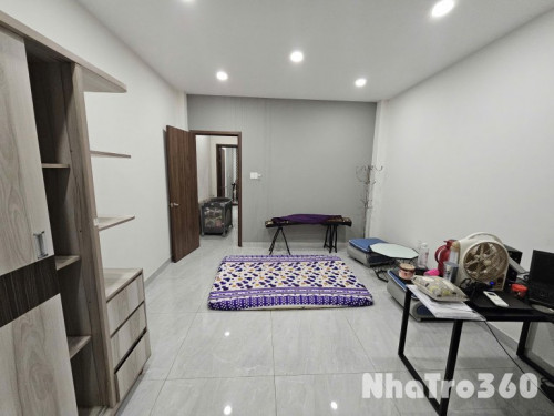 Cho thuê phòng trọ 25m2 kế bên Công viên phần mềm Quang Trung