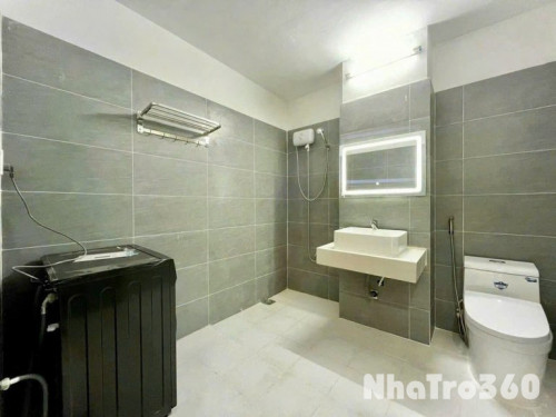 CĂN HỘ QUẬN 1 BAN CÔNG THOÁNG FULL NỘI THẤT