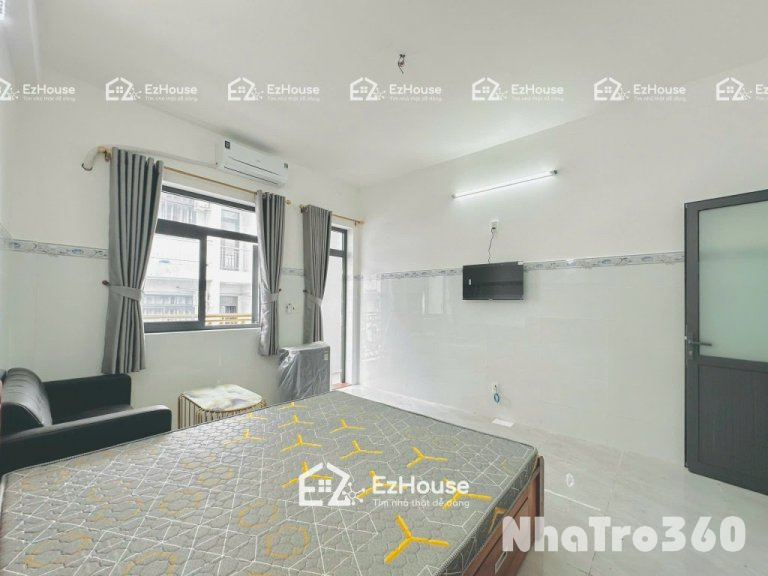 Phòng ban công gần Ngã tư 4 xã - Hương Lộ 2, Bình