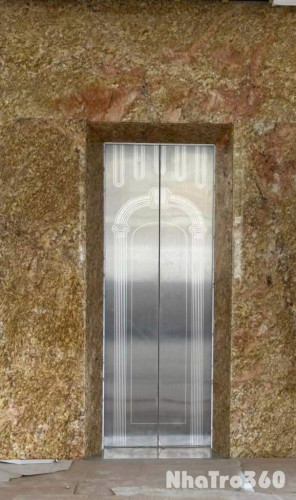 Cho thuê Nhà mới, Lạc Long Quân, thang máy, 103m2x 5T vỉa hè 31 Tr