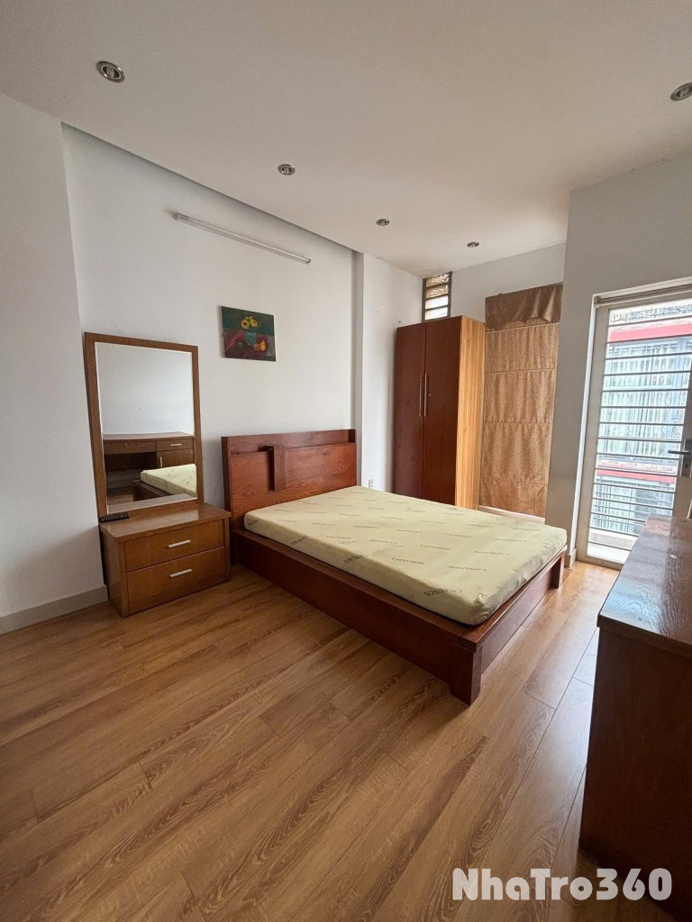 Cho thuê căn studio ban công, máy giặt riêng gần Đh Khoa học Tự Nhiên, Đh Sài Gòn, Đh Sư Phạm, vòng xoay Lý Thái Tổ