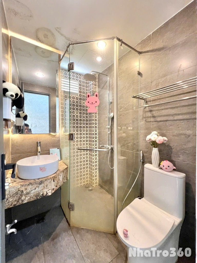 Căn hộ full nội thất, cửa sổ, ngay nguyễn cư trinh