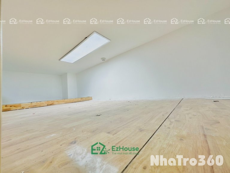 Gần công viên Phú Lâm