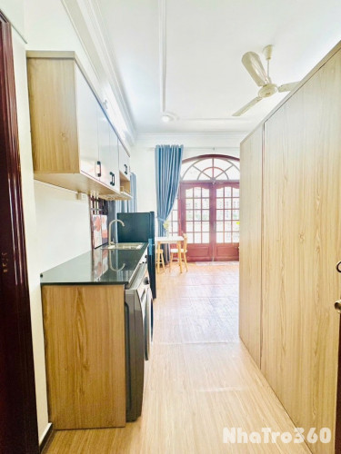 Studio ban công máy giặt riêng gần etown tân bình