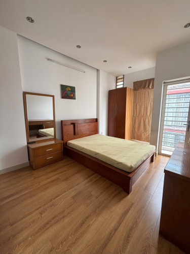 Cho thuê căn studio ban công, máy giặt riêng gần Đh Khoa học Tự Nhiên, Đh Sài Gòn, Đh Sư Phạm, vòng xoay Lý Thái Tổ