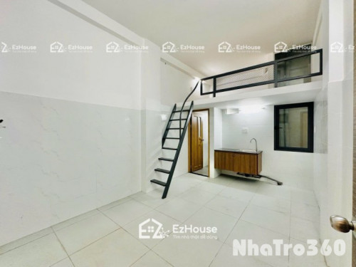 Gần công viên Phú Lâm