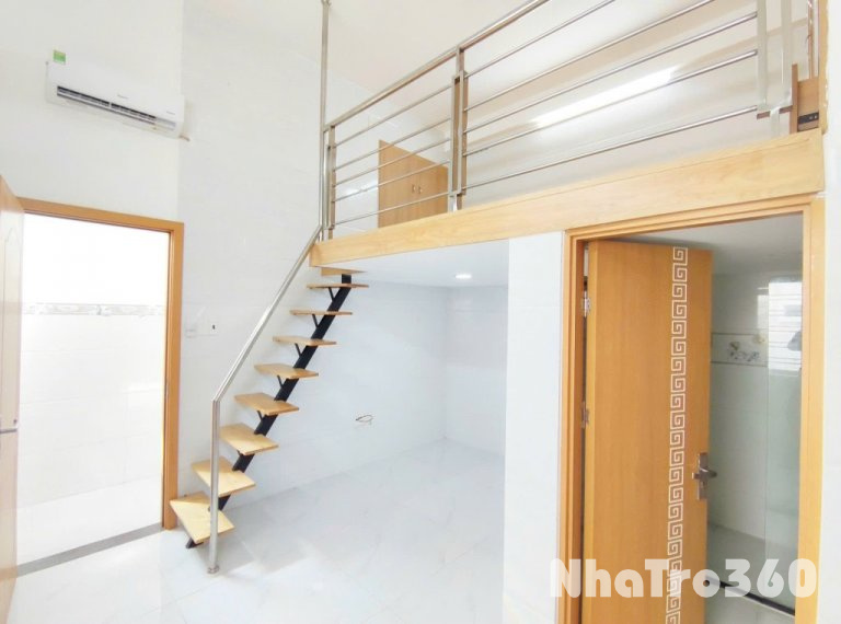 PHÒNG TRỌ GÁC LỬNG CỬA SỔ NGAY SÂN BAY TÂN BÌNH