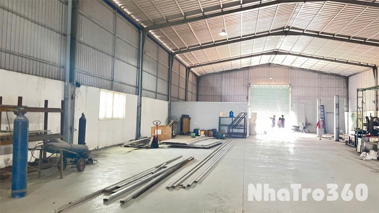 XT657 cho thuê nhà xưởng sản xuất, kho hàng, ưu tiên SX gia công nhẹ, có PC vách tường