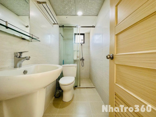 Cho thuê căn hộ Q4, đường Tôn Thất Thuyết, gần ĐH Nguyễn Tất Thành, chợ Xóm Chiếu, Cầu Tân Thuận