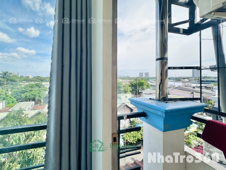 Studio siêu rộng khu Cao Lỗ, có ban công,cửa kính